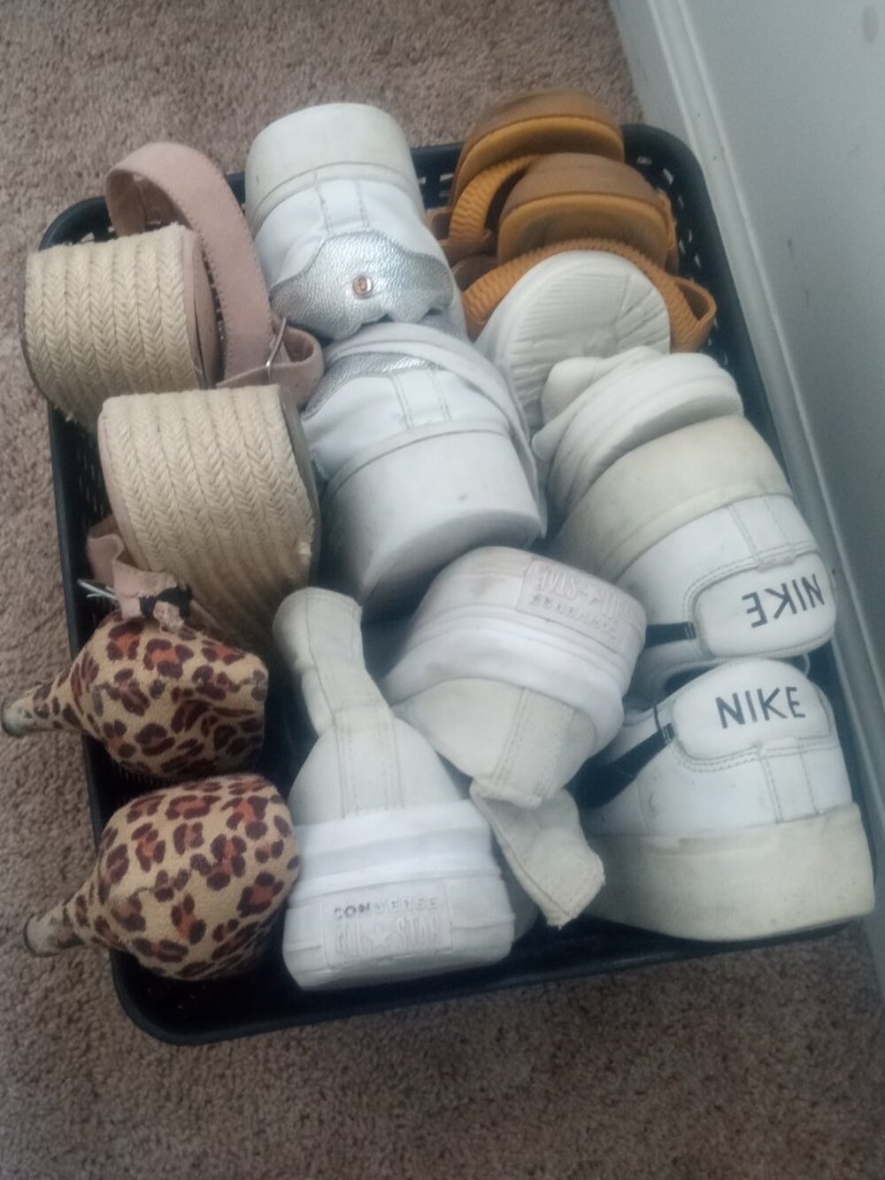 7 PAIRS OF SHOES!